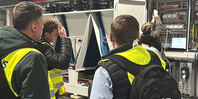Technische verdieping bij Refra